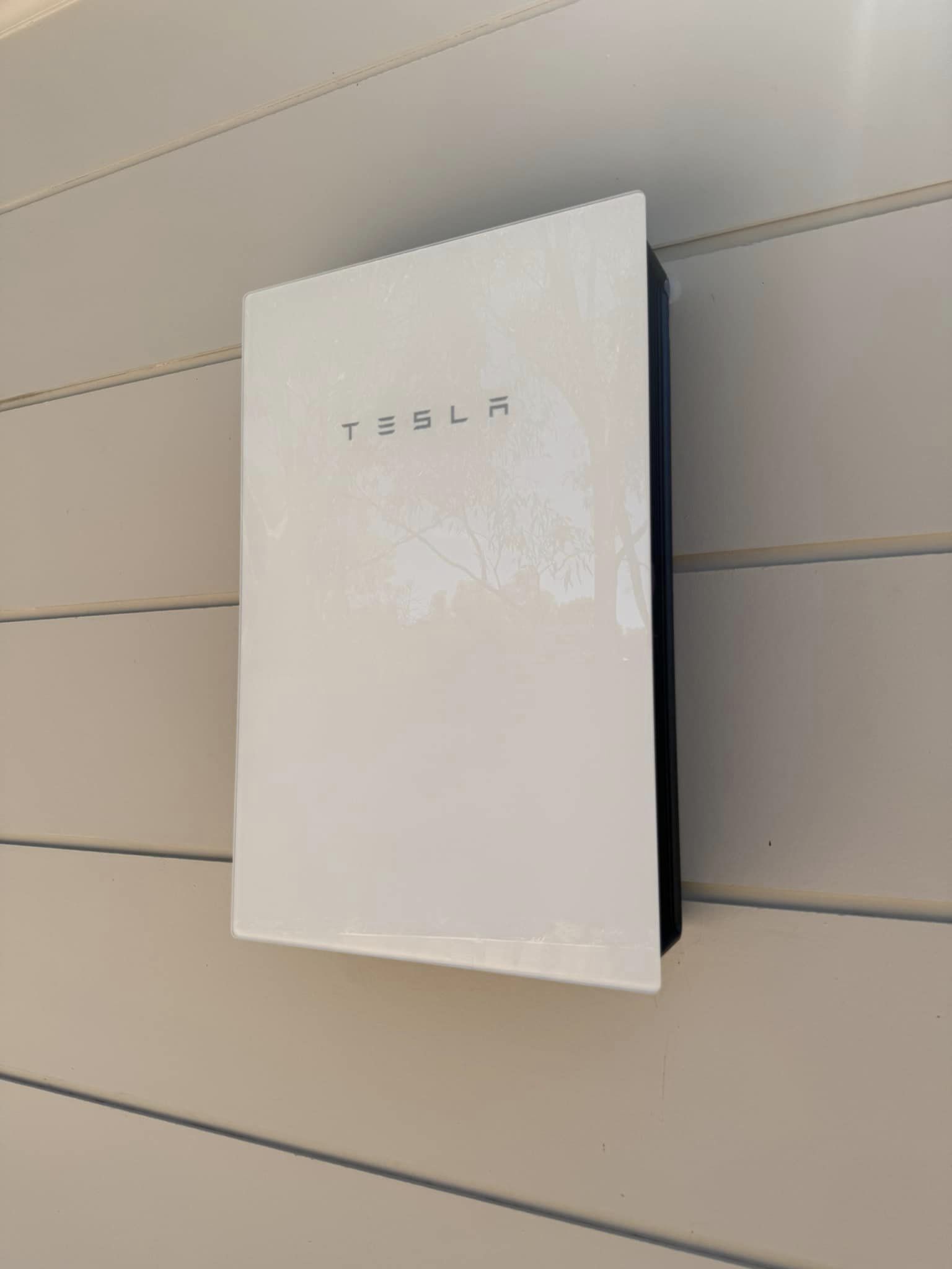 Link to Ecosurge Electrical and Solar Install of Telsa battery in the Barossa valley